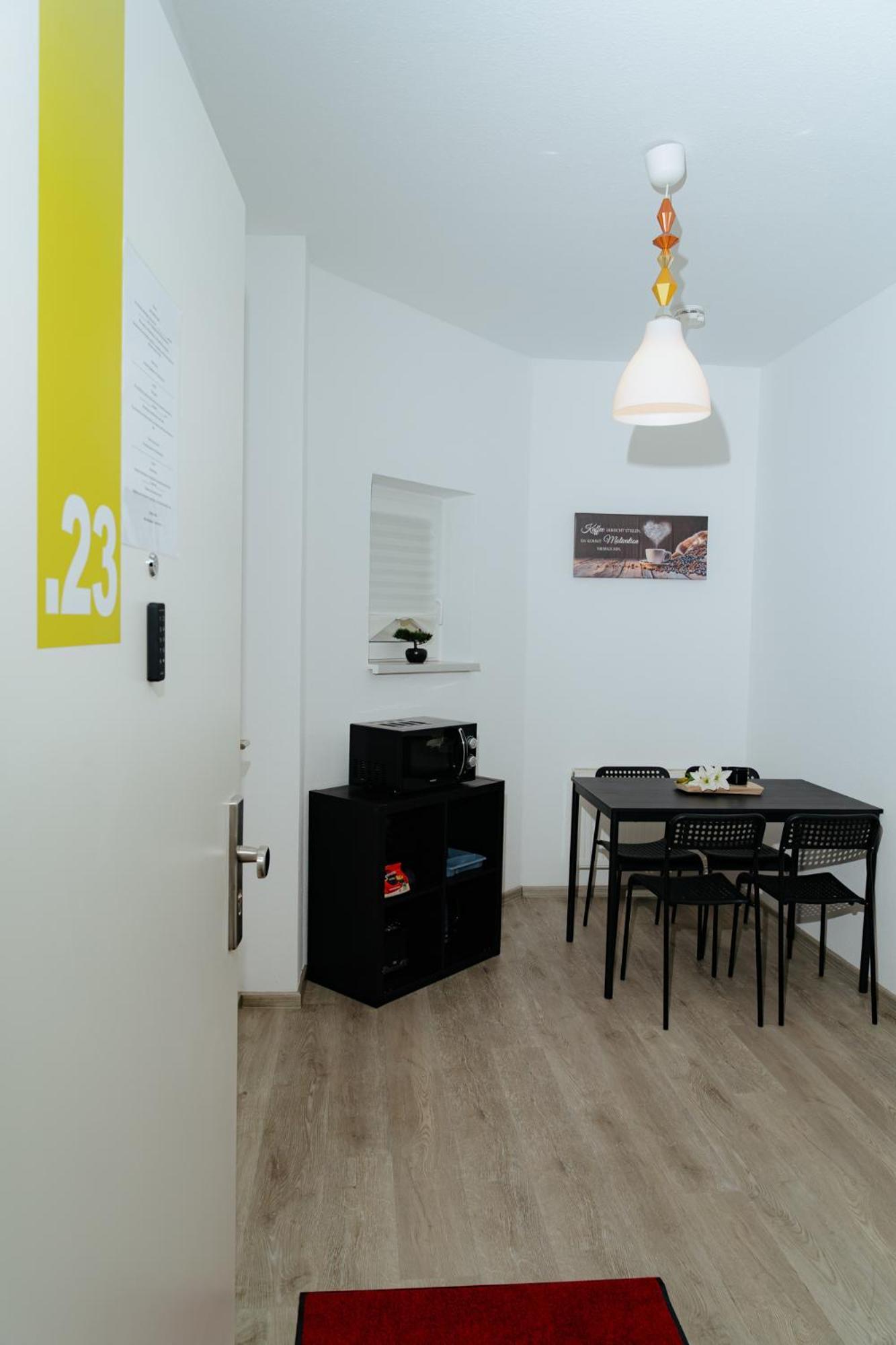 Appartements Am Alten Loehrtor 科布倫茨 外观 照片